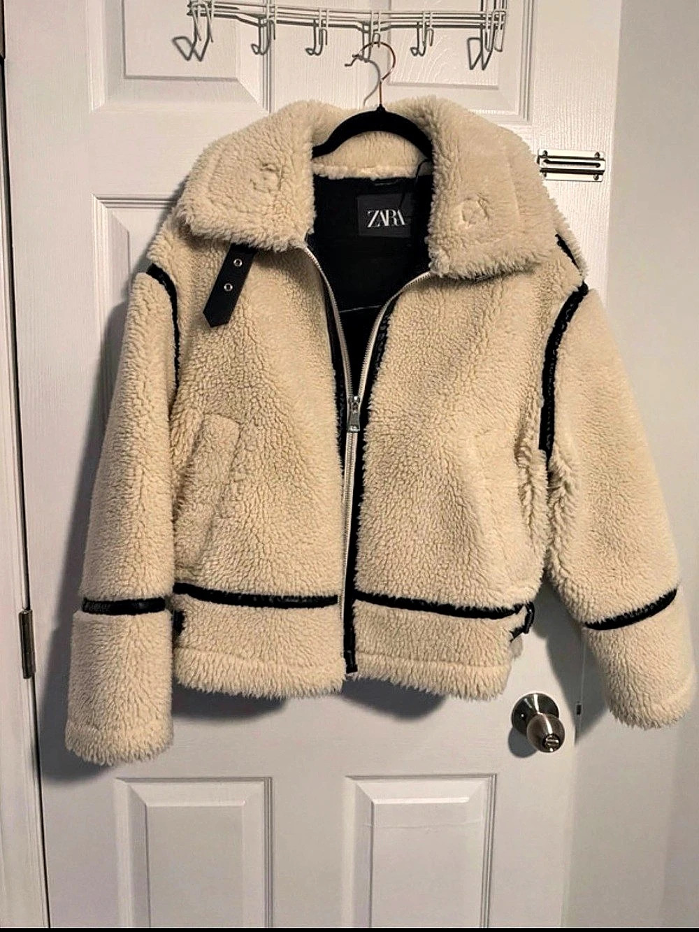 Zara Faux Shearling Aviator Jacket Cream & Black Medium